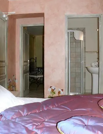 Logis Le Puy Des Sirenes
